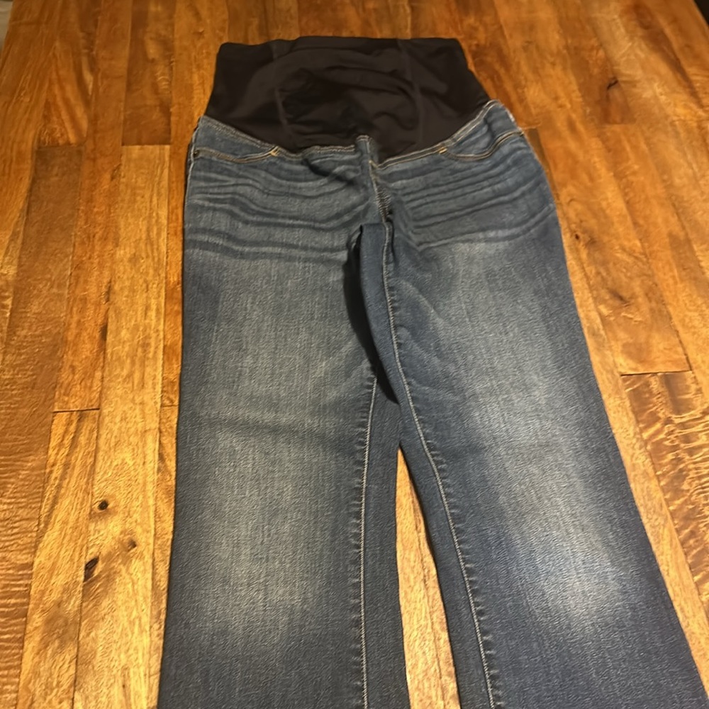 Maternity Jeans size 2 skinny bootcut medium wash excellent condition